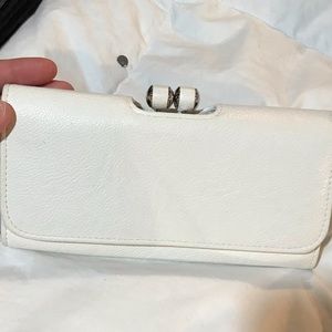 All white wallet